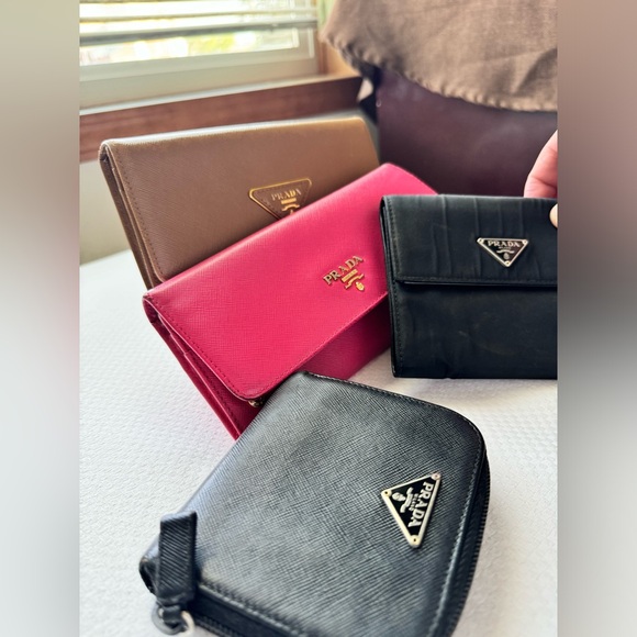 🔥Prada Wallets (4 pcs) - Picture 8 of 17